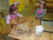 Pečení perníčků